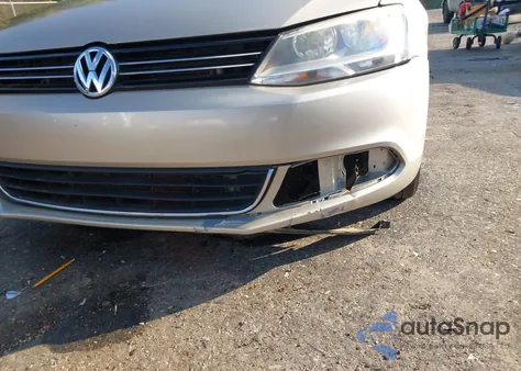 2013 Volkswagen Jetta 2.0L Tdi z USA, uszkodzony, nr VIN 3VWLL7AJ2DM274322